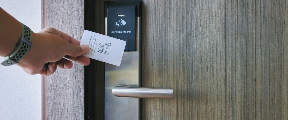 Otelde Engelli Misafirler İçin Konforlu Konaklama: Erişilebilir Seçenekler